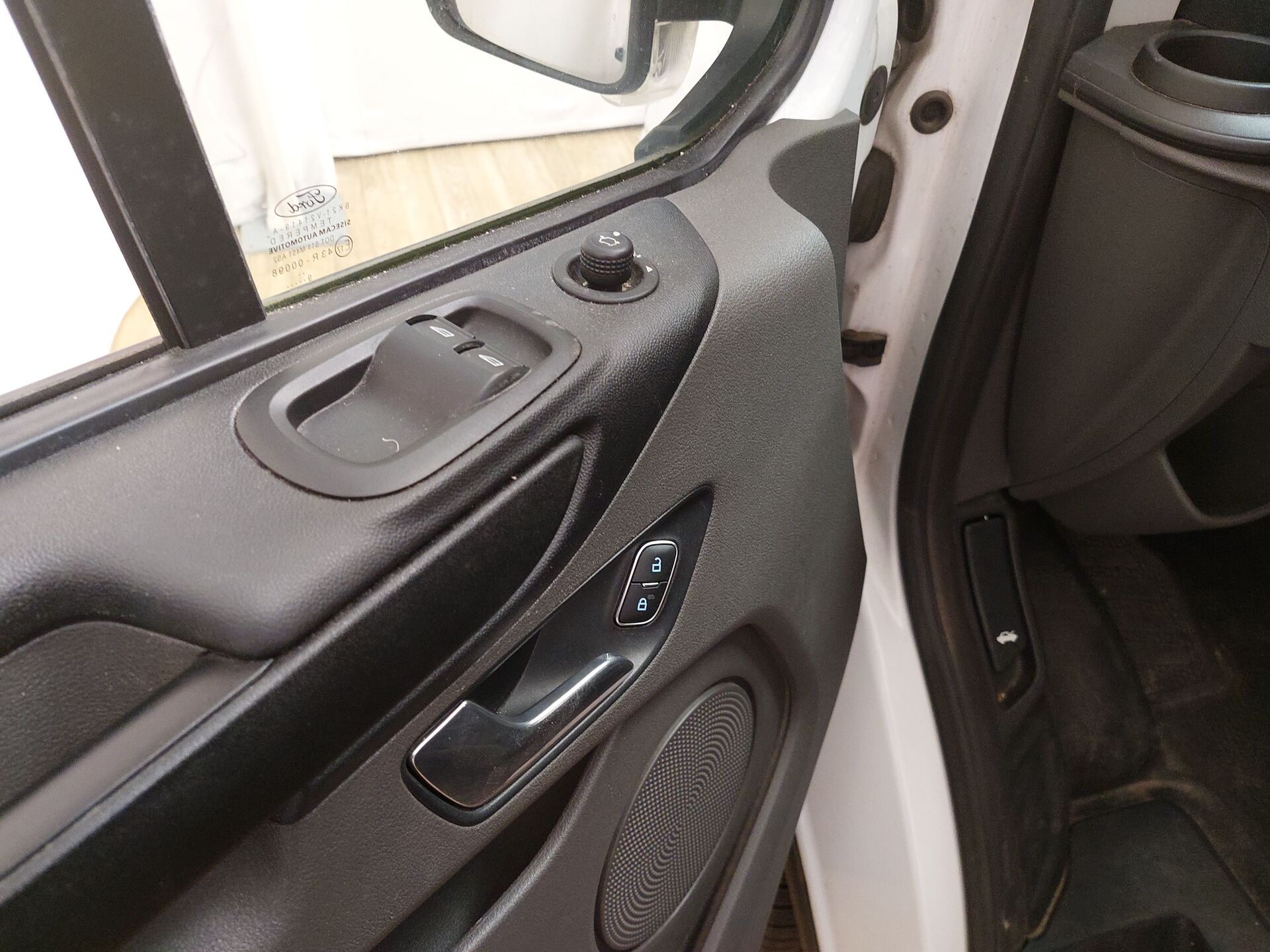 Ford Transit Custom L1H1 2.0 TDCi Trend NAVI SHZ PDC Klima 14