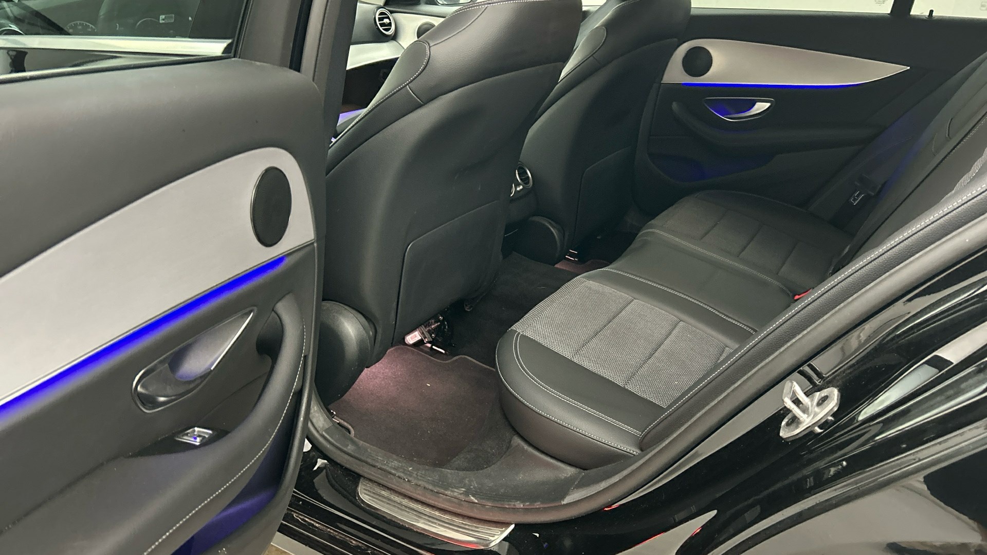 Mercedes-Benz E 300 T de Avantgarde NAVI KLIMAAUT LED RADIO TEMPO 8