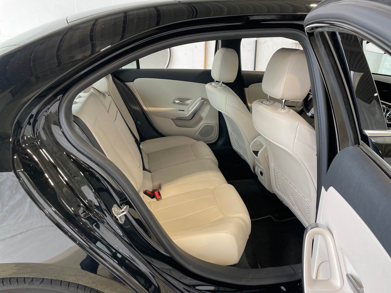 Mercedes-Benz A 200 d Progressive NAVI LED LEDER SHZ RFK 7
