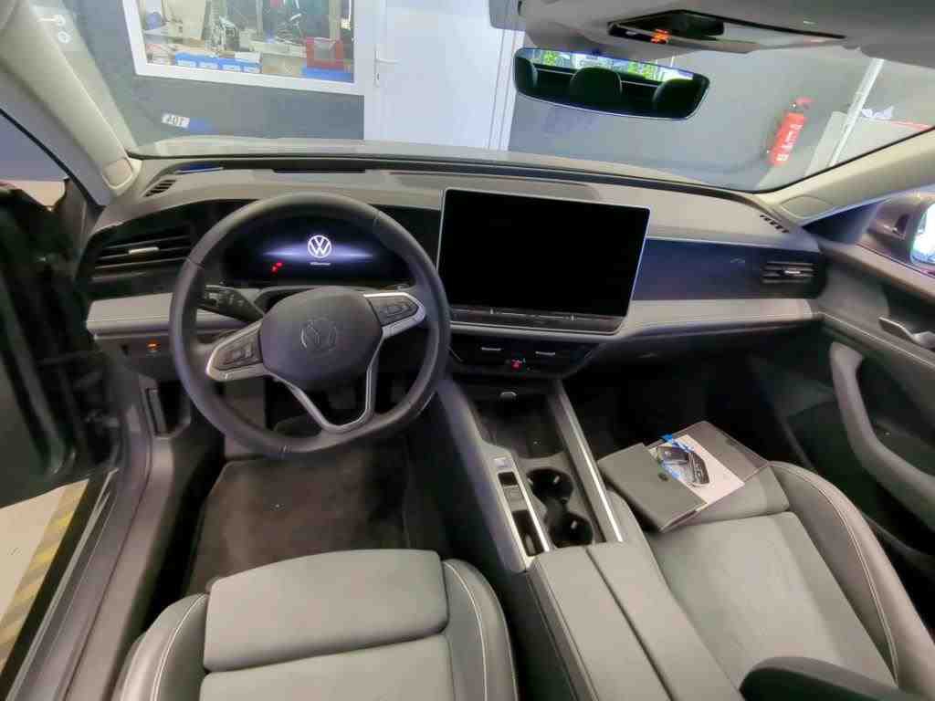 Volkswagen Passat Variant 2.0 TDI Business NAVI KLIMA LED RADIO MFL 5