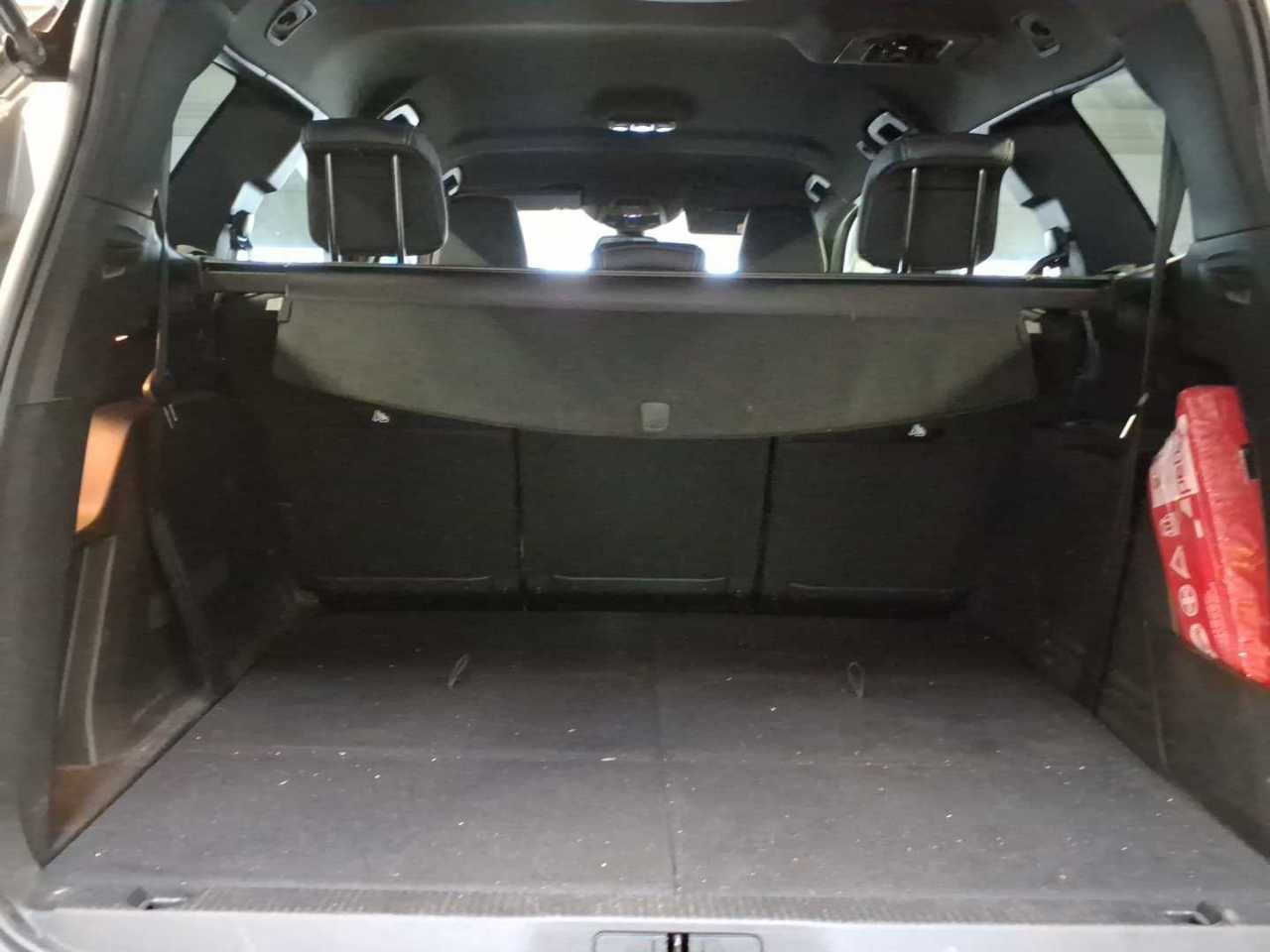 Peugeot 5008 BlueHDi 130 Allure NAVI LED SHZ RFK 11
