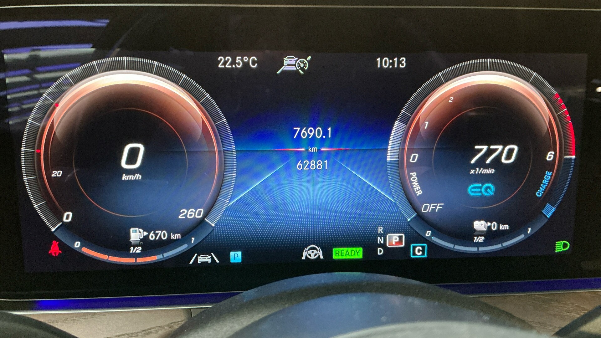 Mercedes-Benz E 300 T de Avantgarde NAVI KLIMAAUT LED RADIO TEMPO 9