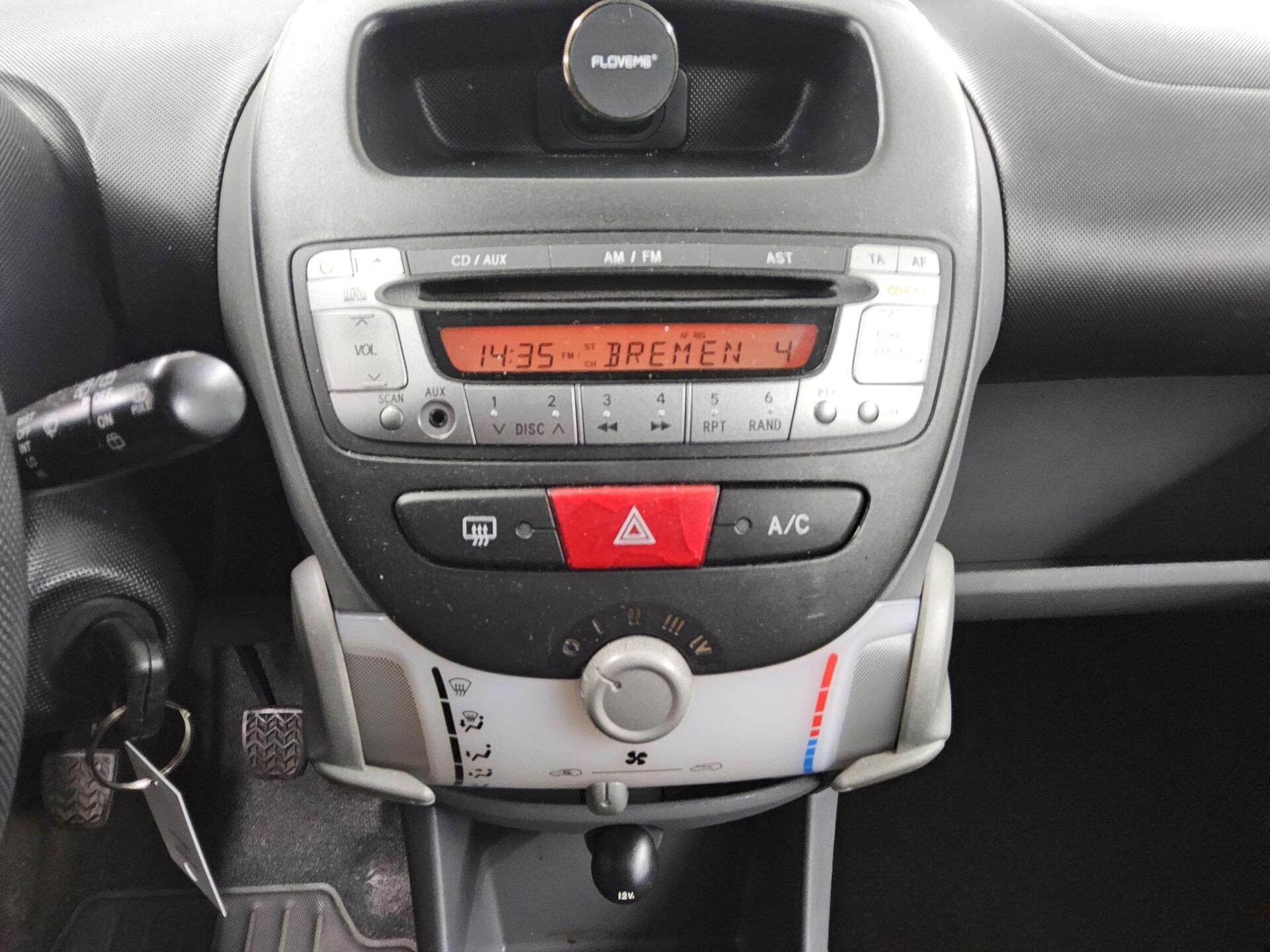 Citroën C1 1.0 Style Klima CD-Player 7
