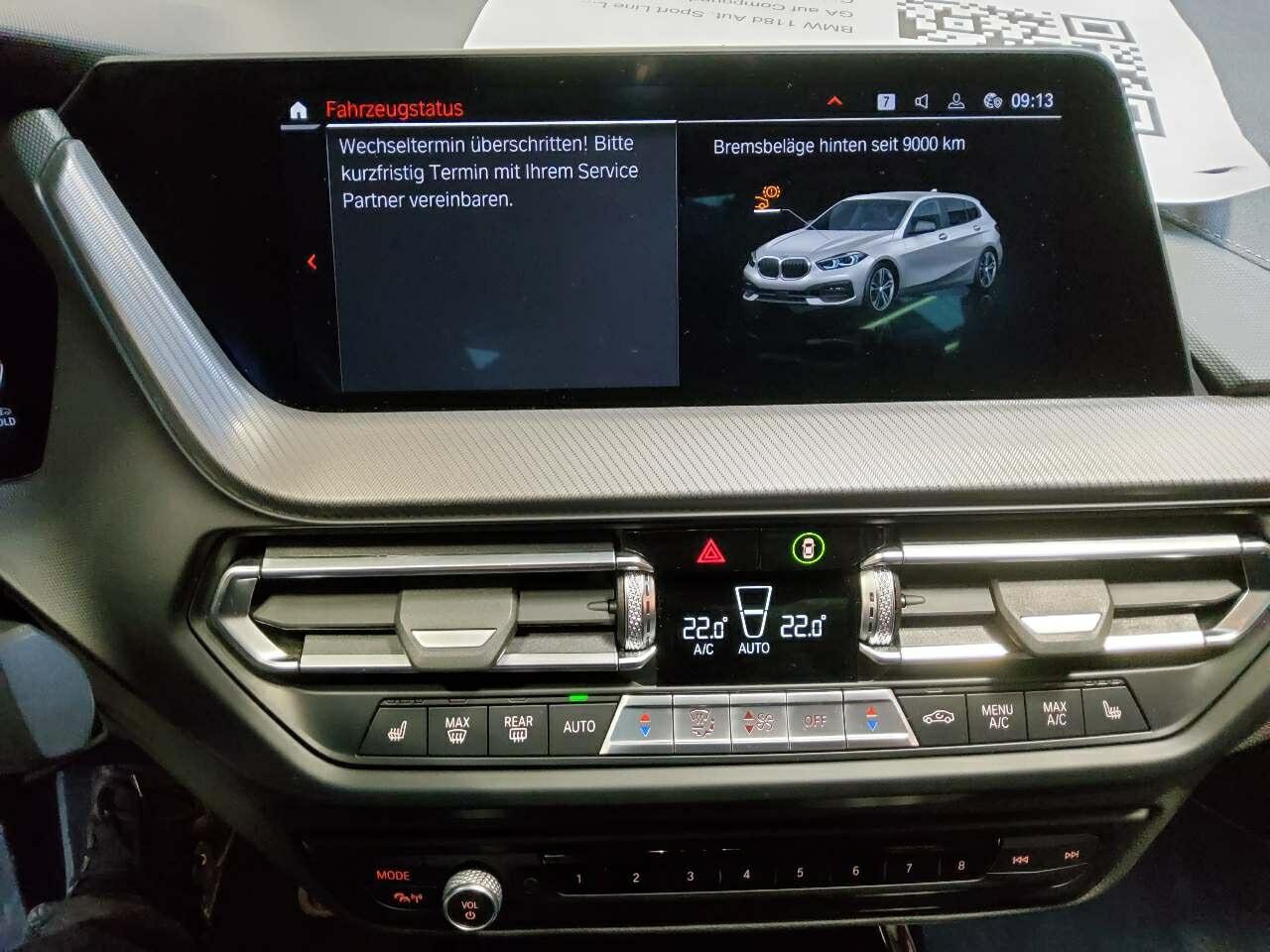 BMW 118dA Sport-Line Navi LED Pano LC prof. 10