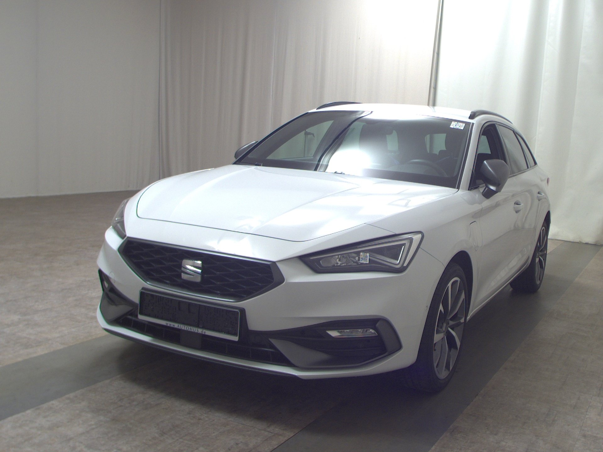Seat Leon Sportstourer 1.4 e-HYBRID FR Navi LED RFK 2
