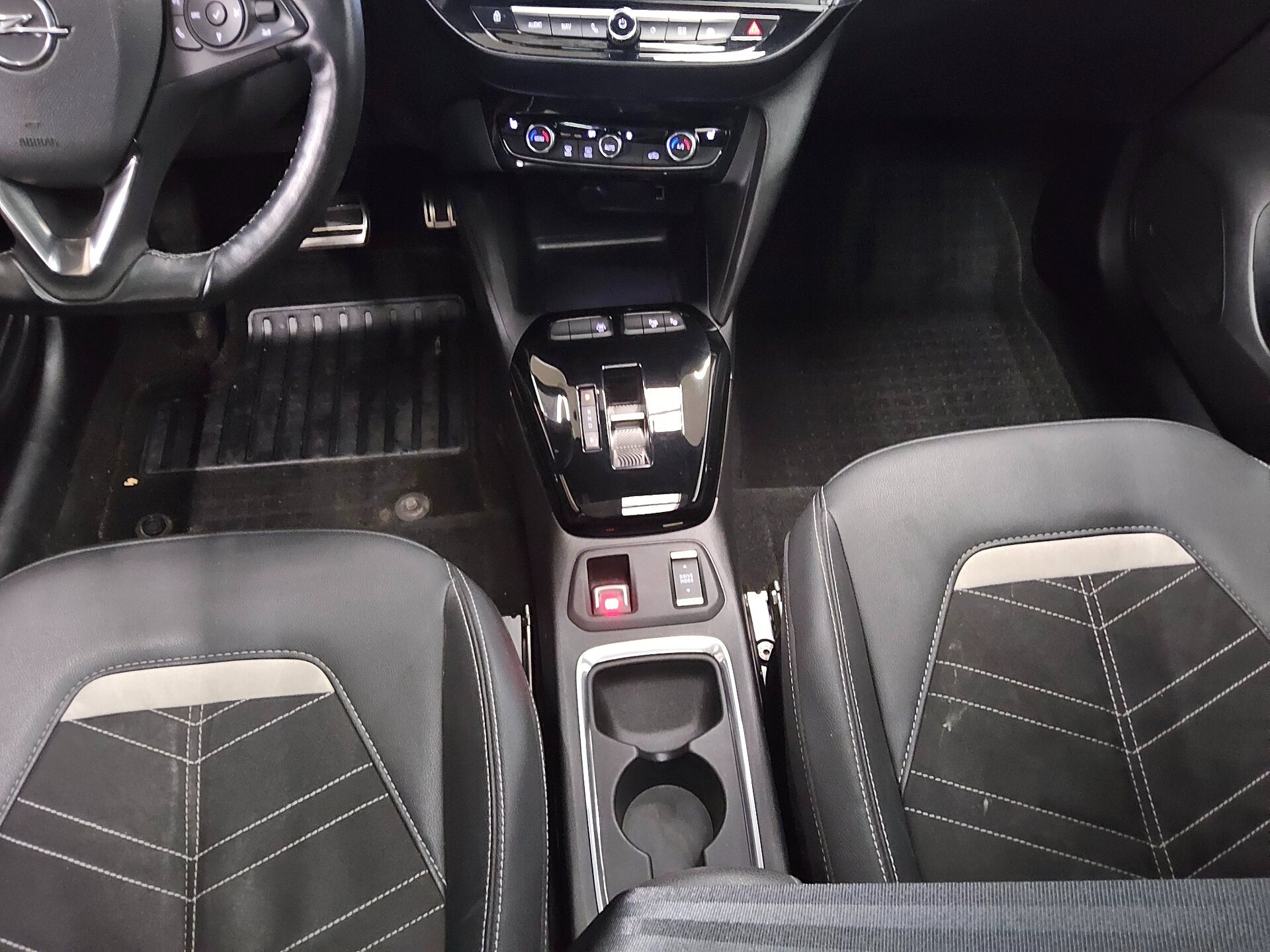 Opel Corsa-e T-Leder Navi Pano LED 6