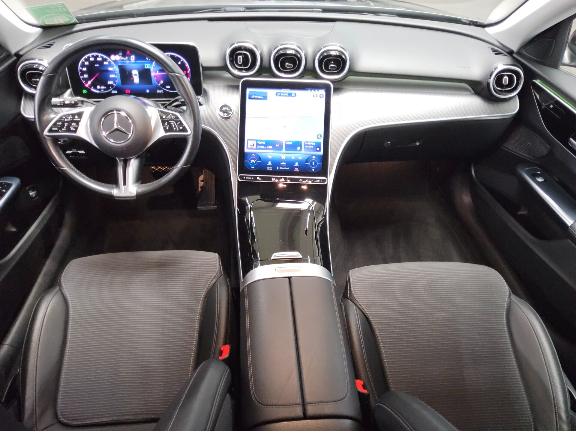 Mercedes-Benz C 200 T d Avantgarde Navi LED RFK AHK Distronic+ 5
