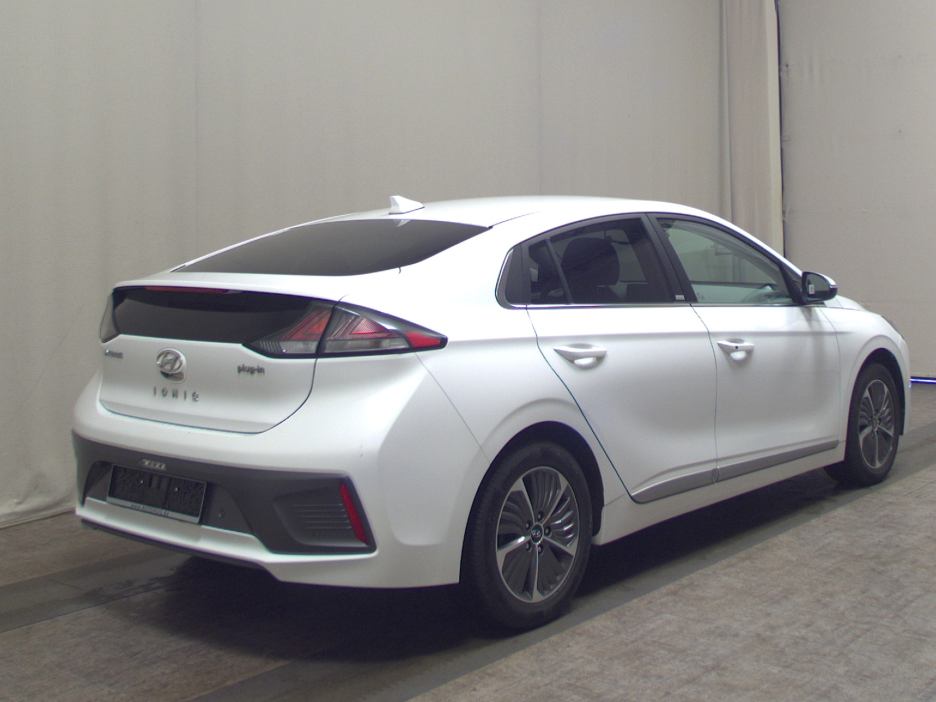 Hyundai IONIQ 1.6 GDI Hybrid Navi LED Leder RfK AID 4