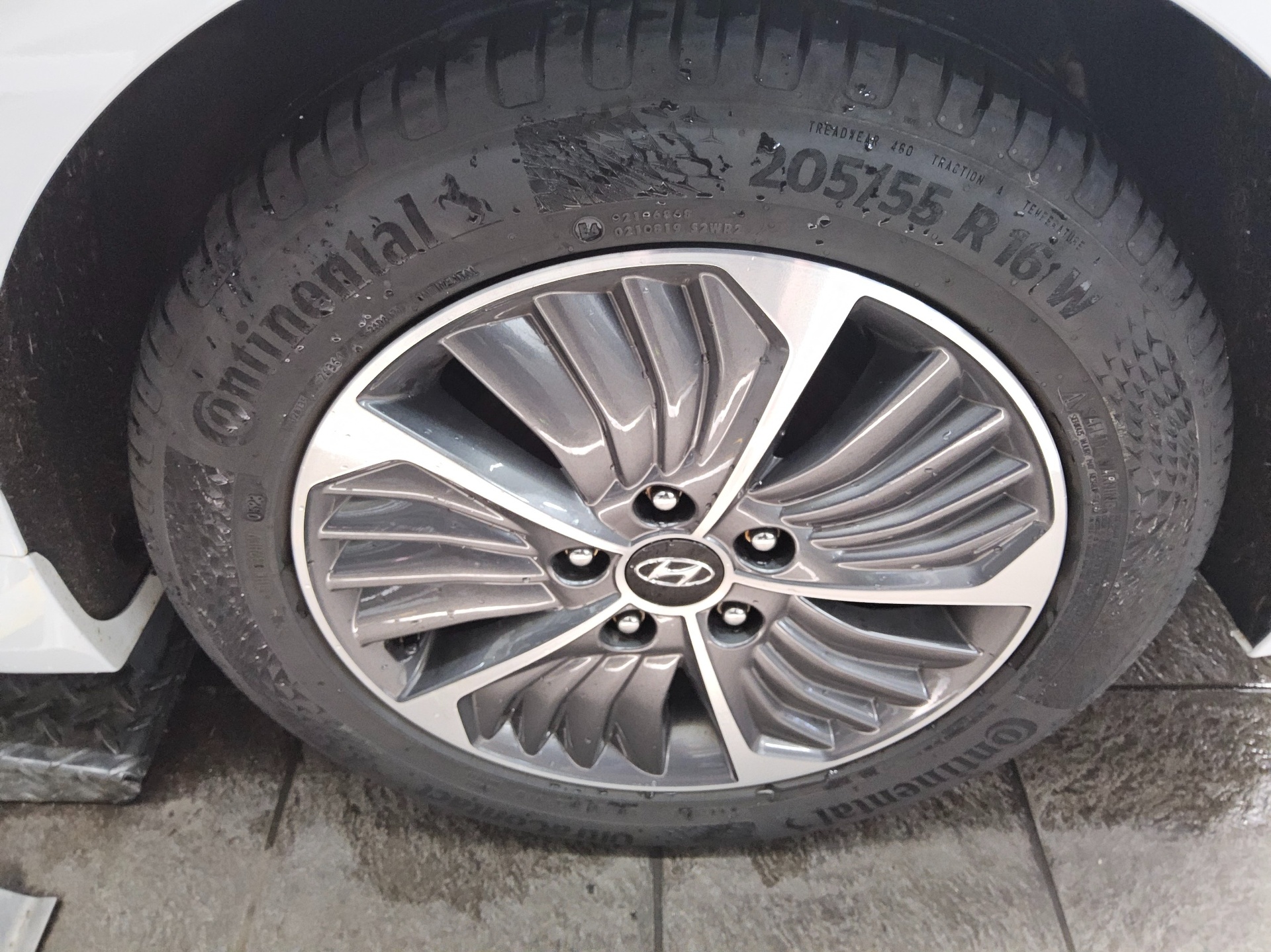 Hyundai IONIQ 1.6 GDI Hybrid Navi LED Leder RfK AID 10