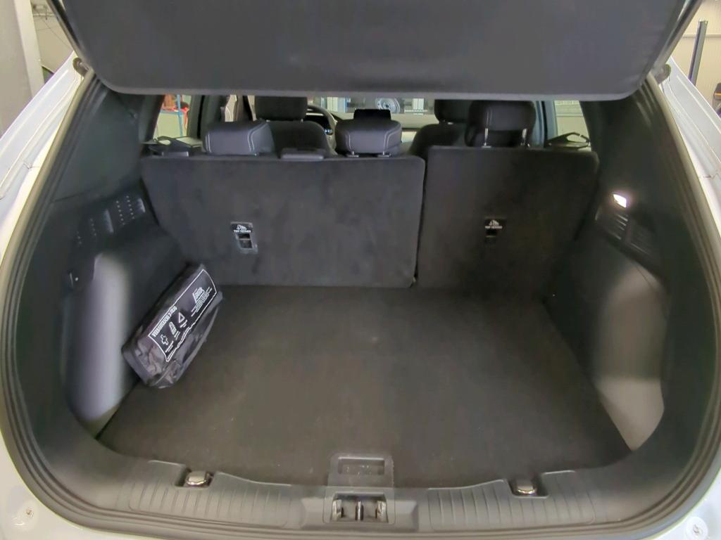 Ford Kuga 1.5 EB Cool&Connect NAVI LED SHZ PDC 11