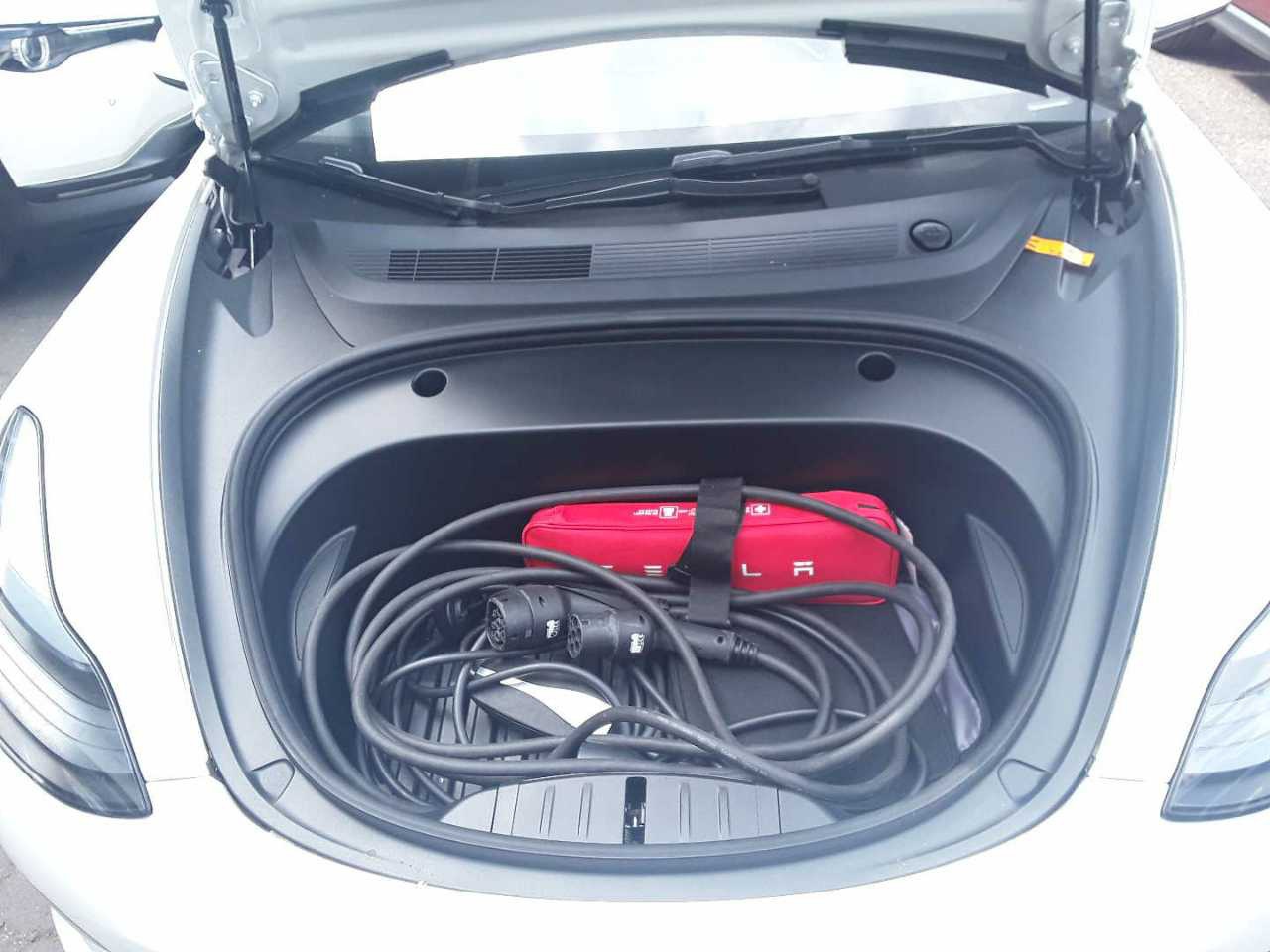 Tesla Model 3 Performance AWD NAVI LED LEDER SHZ PANO 8