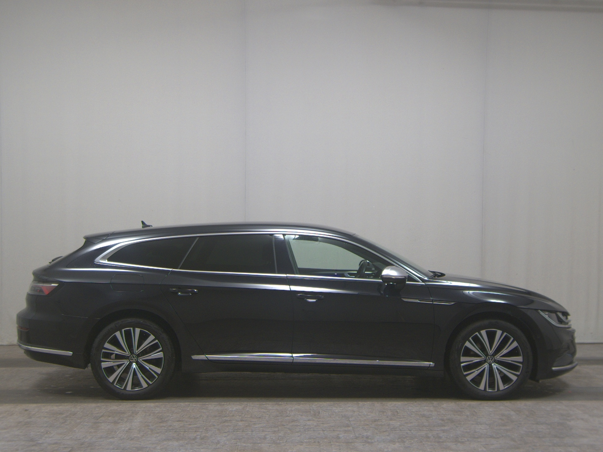 Volkswagen Arteon SB 2.0 TDI 4M Elegance Leder Navi LED RfK