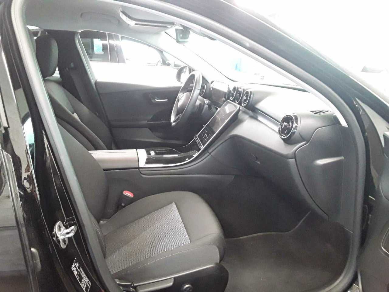 Mercedes-Benz C 200 T d Avantgarde NAVI LED SHZ Sound Night 8