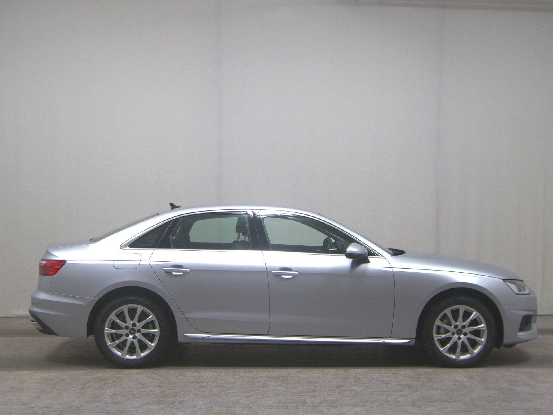 Audi A4 40 TDI advanced Leder Navi LED Virtual