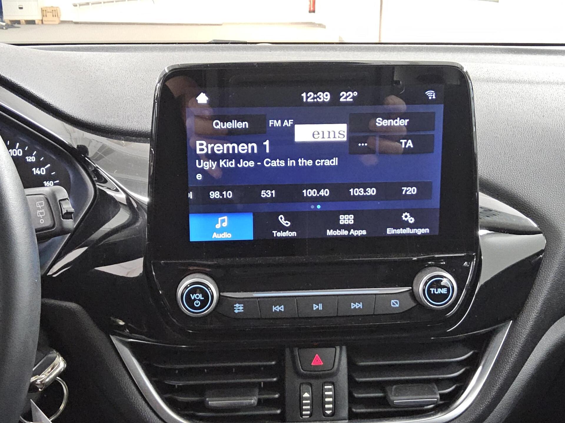 Ford Fiesta 1.1 Cool&Connect RFK Shz 7