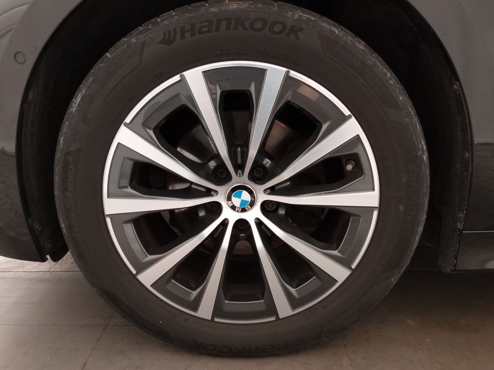 BMW 320d Touring xDr Advantage LC PRO AHK RFK PANO 7