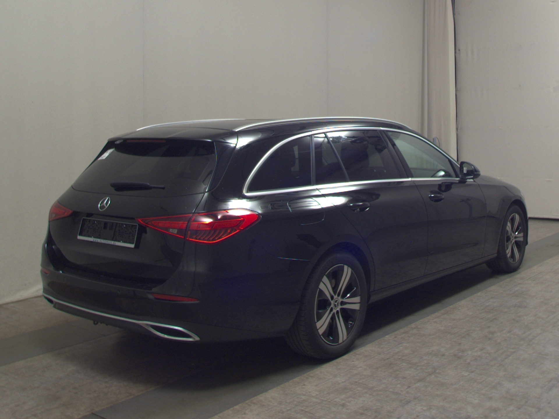 Mercedes-Benz C 220 T d Avantgarde LEDER NAVI LED PDC 4