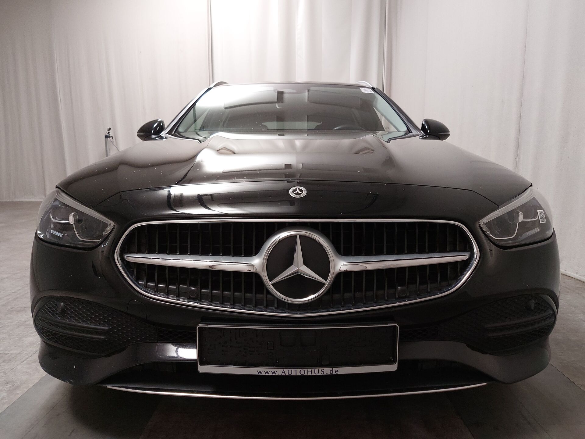 Mercedes-Benz C 220 T d Avantgarde LEDER NAVI LED PDC 5