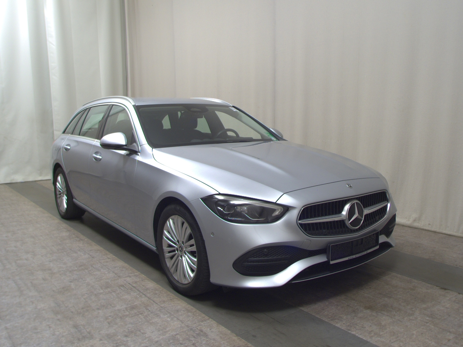 Mercedes-Benz C 200 T d Avantgarde Navi LED Shz AHK PDC 3