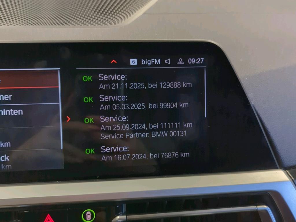 BMW 320dA xDr Sport-Line NAVI LED LEDER SHZ PDC 10