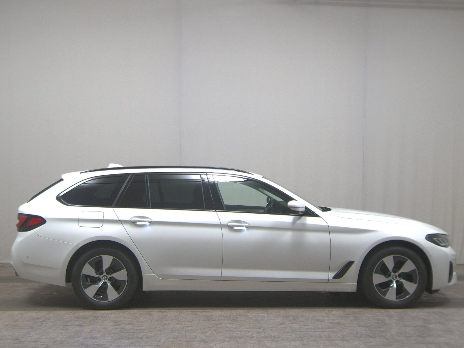 BMW 520dA Touring Leder Navi LED+ LC-Pro Pano StHzg