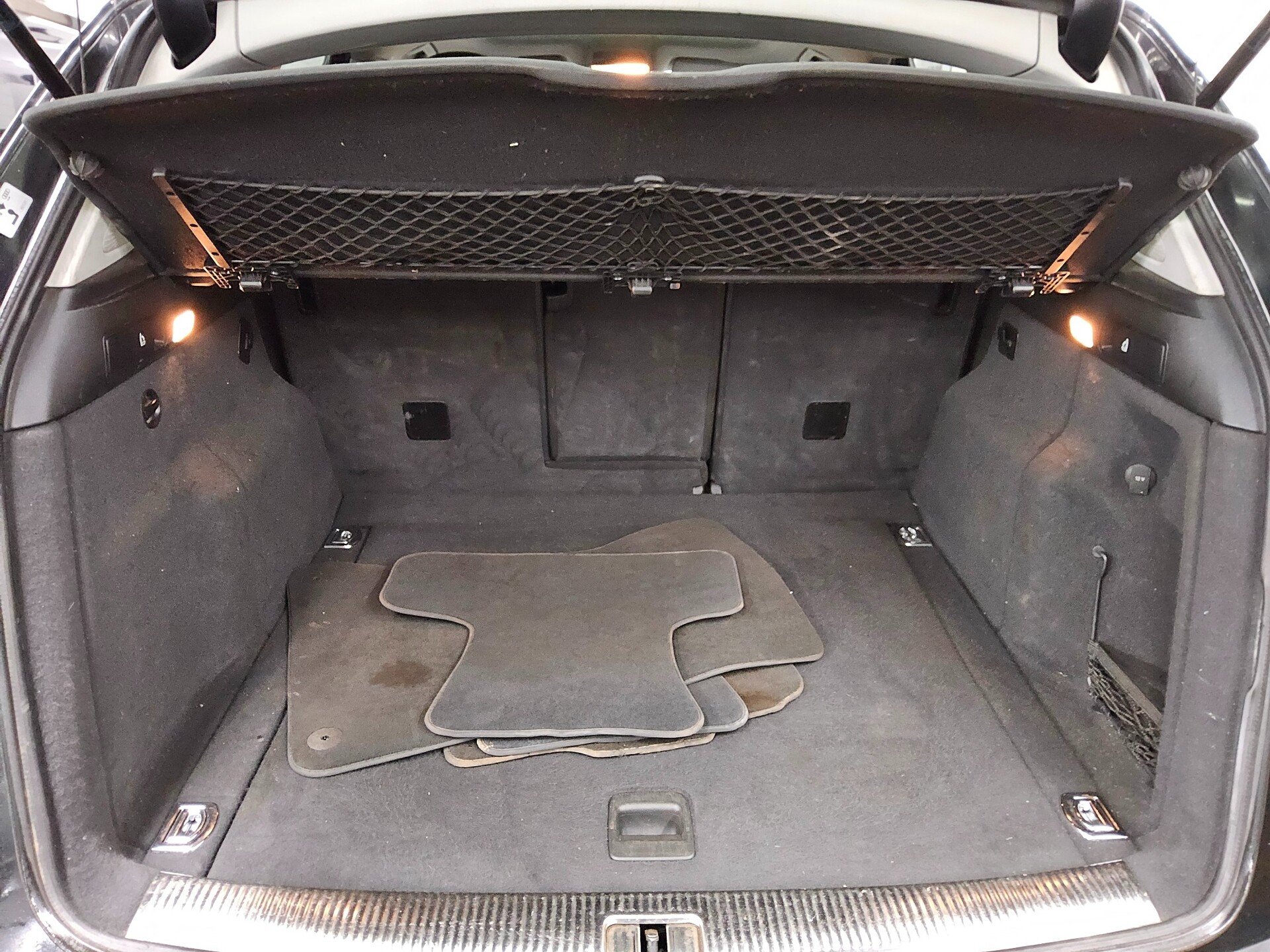 Audi Q5 3.0 TDI Qu. S-Line Navi Pano B&O RFK HU 04/27 12