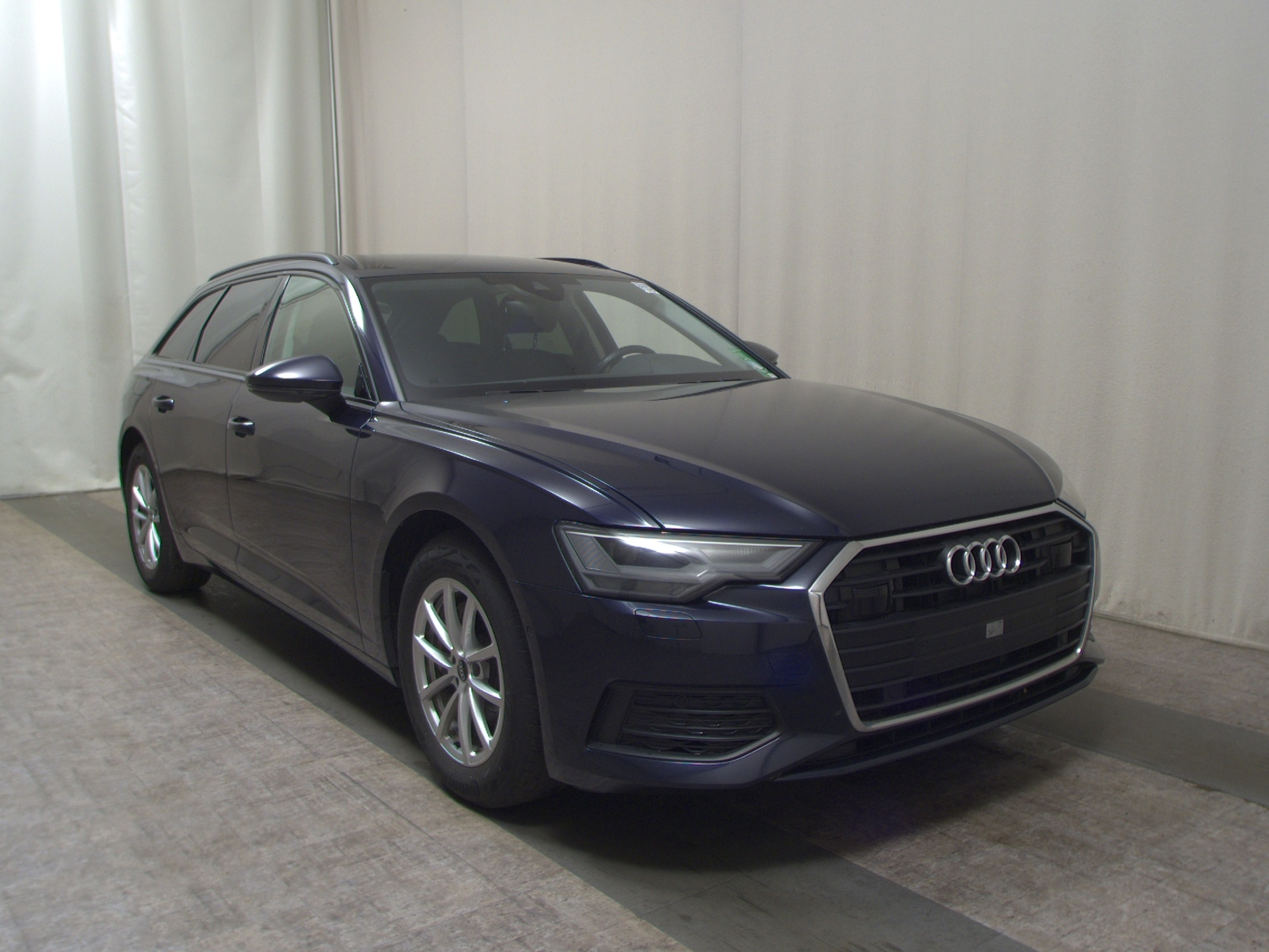 Audi A6 Avant 40 TDI Navi LED PDC AHK RFK ACC 3