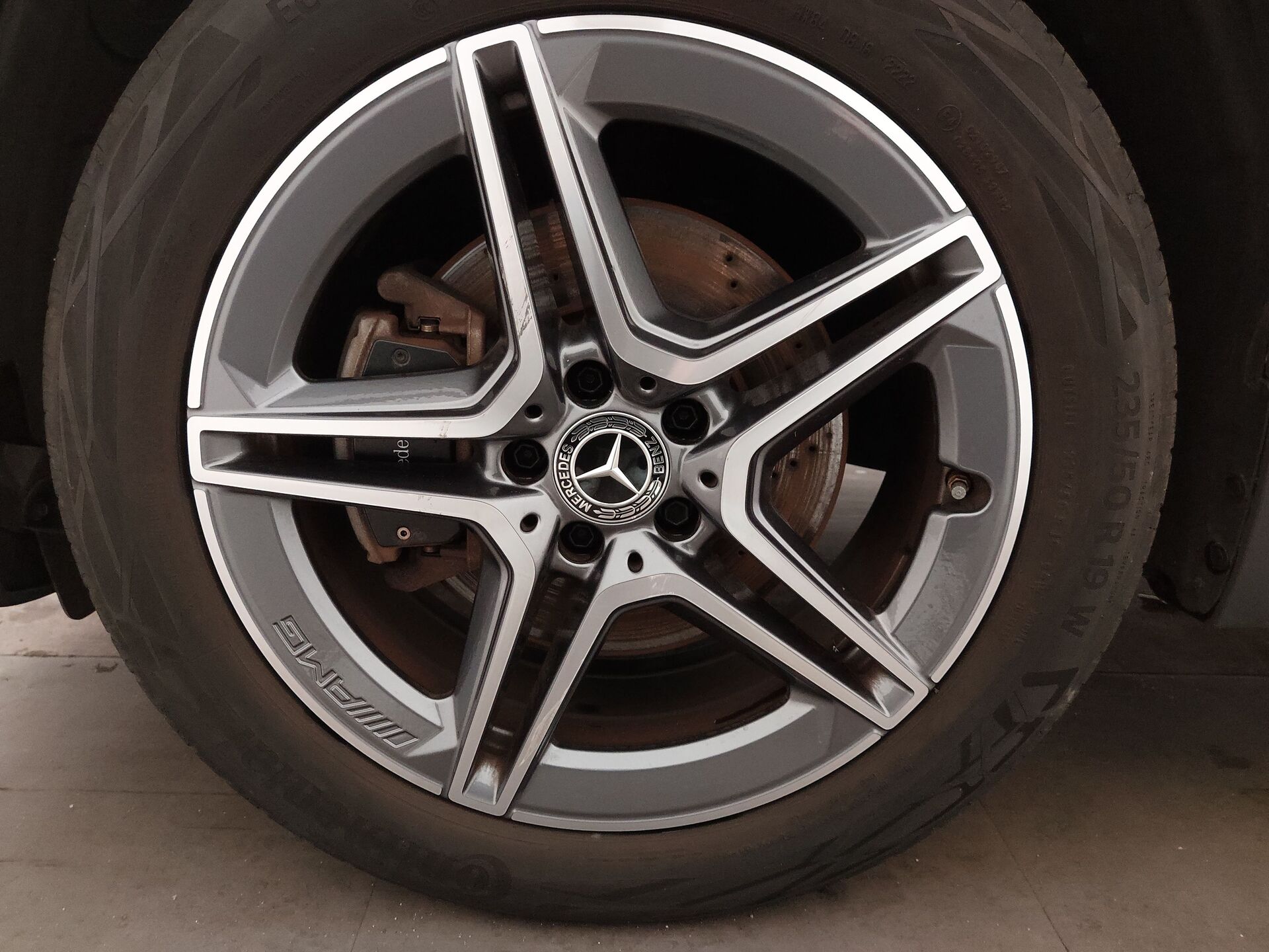 Mercedes-Benz 250 e AMG-Line NAVI SPORTSITZE KLIMAAUT LED RADIO 7