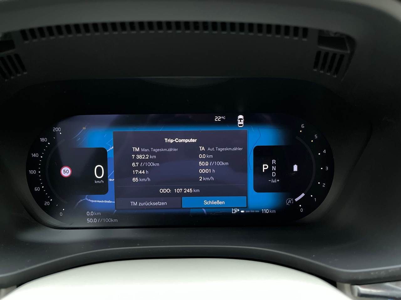 Volvo XC60 B4 NAVI KLIMAAUT LED RADIO TEMPO 8