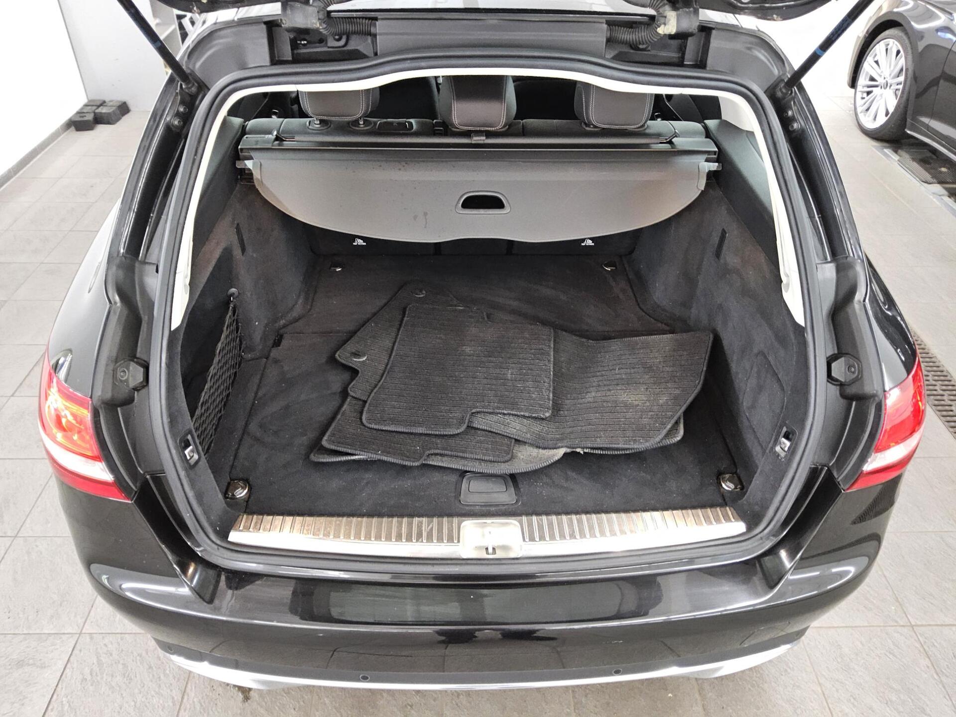 Mercedes-Benz C 200 T d Avantgarde Navi Shz RFK 11