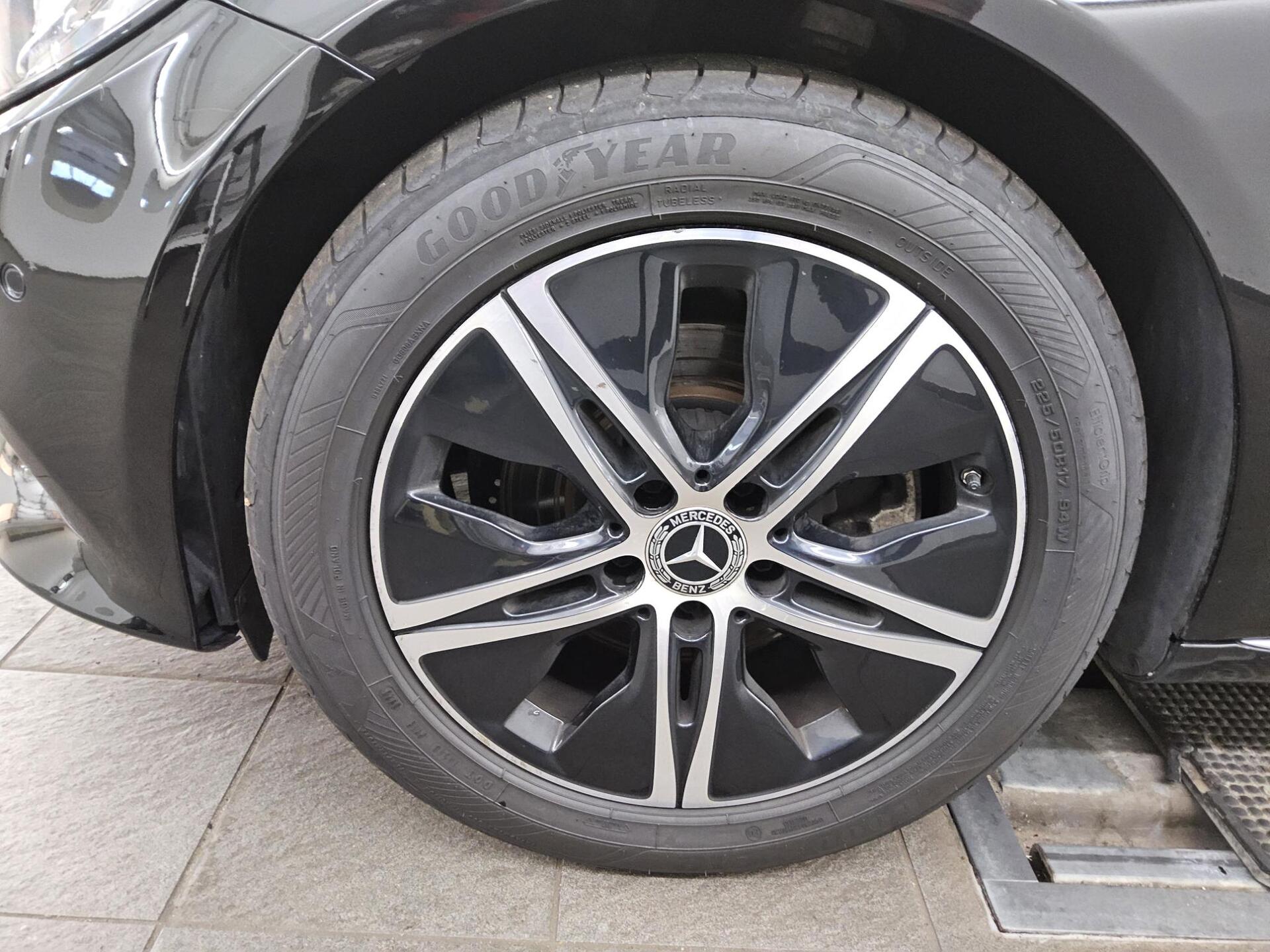 Mercedes-Benz C 200 T d Avantgarde Navi Shz RFK 10