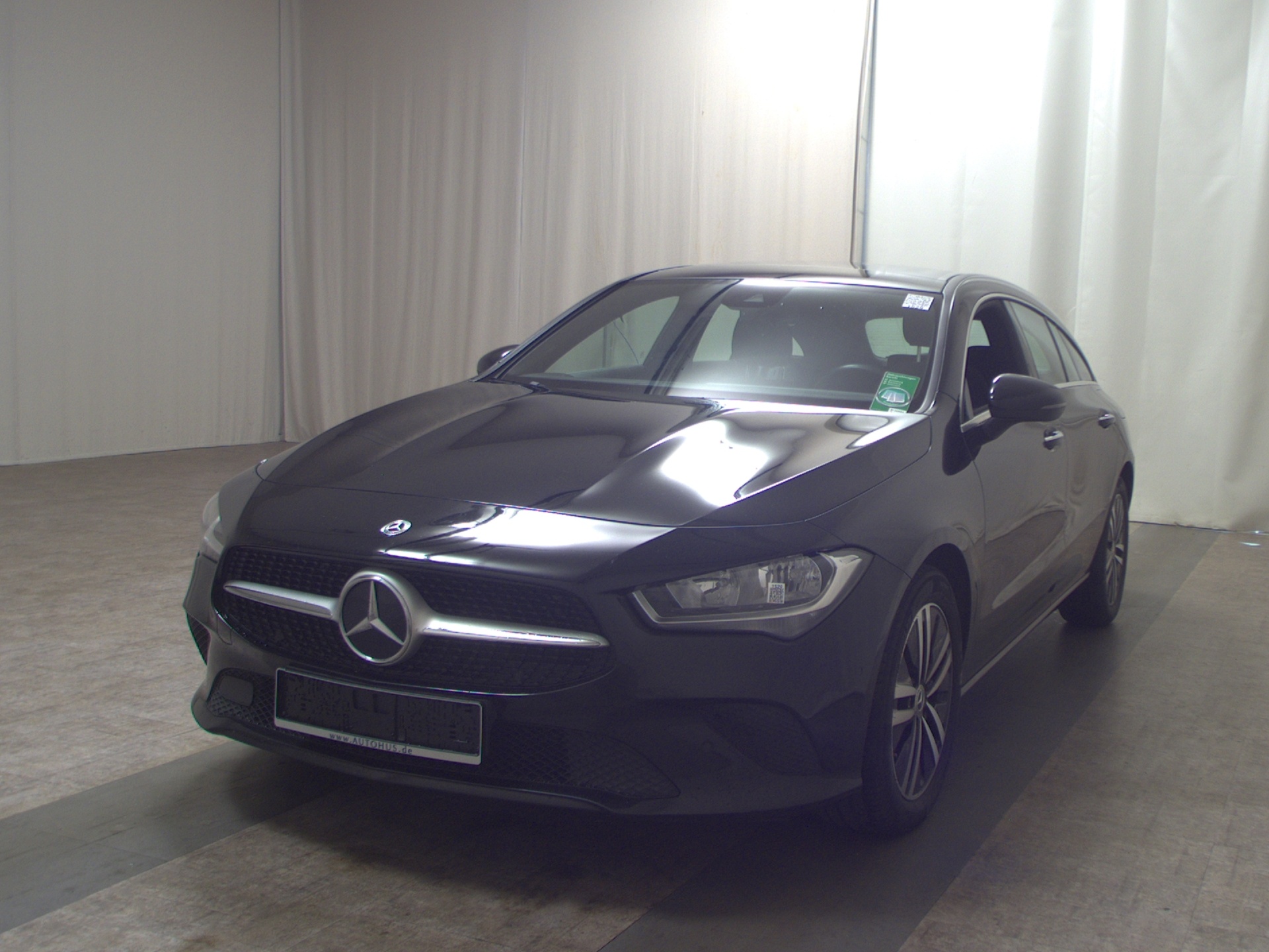 Mercedes-Benz CLA 200 SB d Navi MBUX Pano Sthzg 2