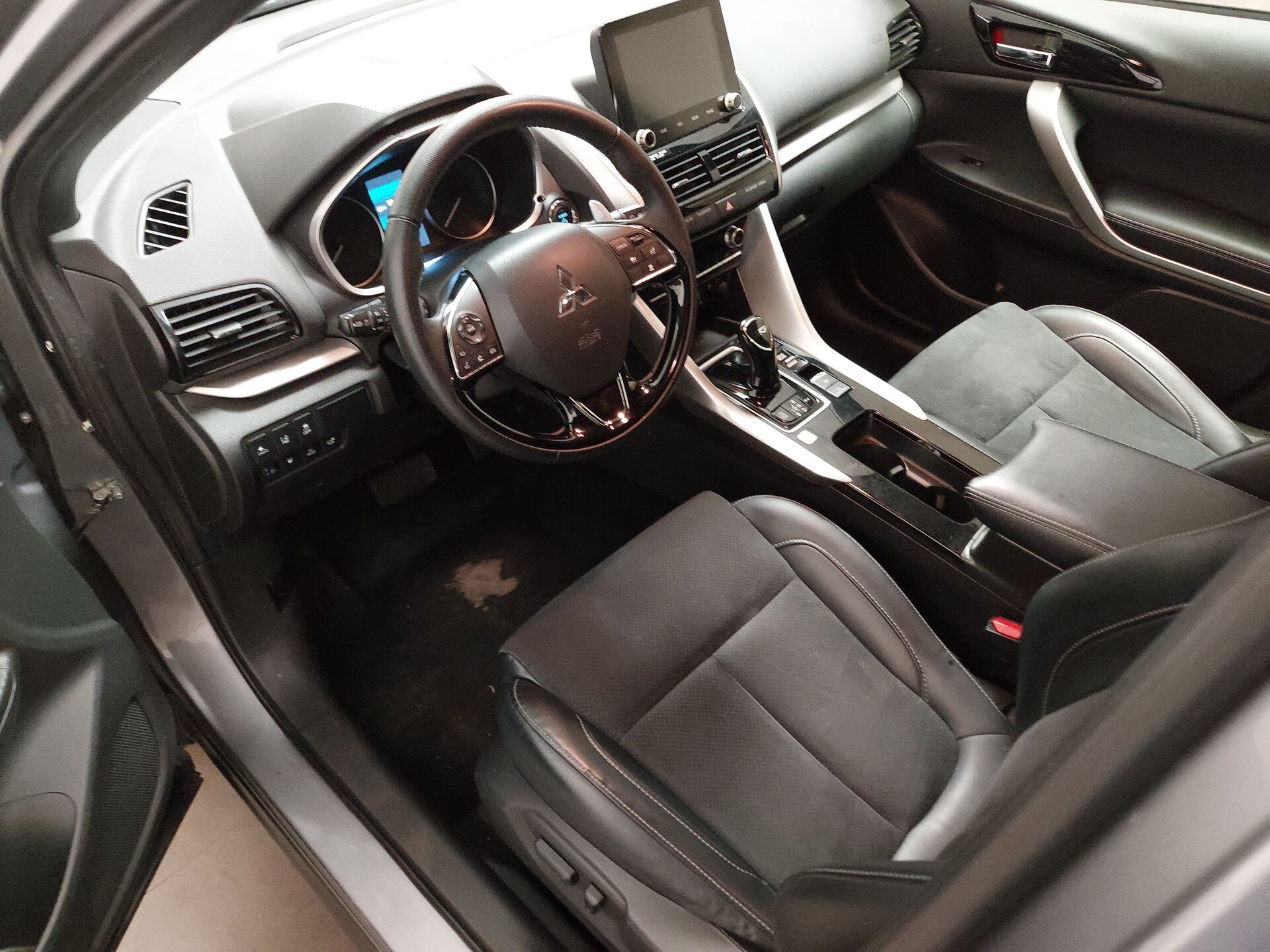 Mitsubishi Eclipse Cross 2.4 MIVEC Navi LED Sthzg 360° 8