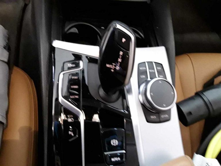 BMW 530e Touring Leder AHK 11