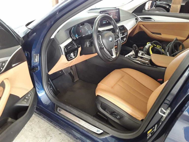 BMW 530e Touring Leder AHK 5