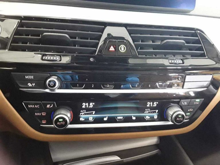 BMW 530e Touring Leder AHK 10