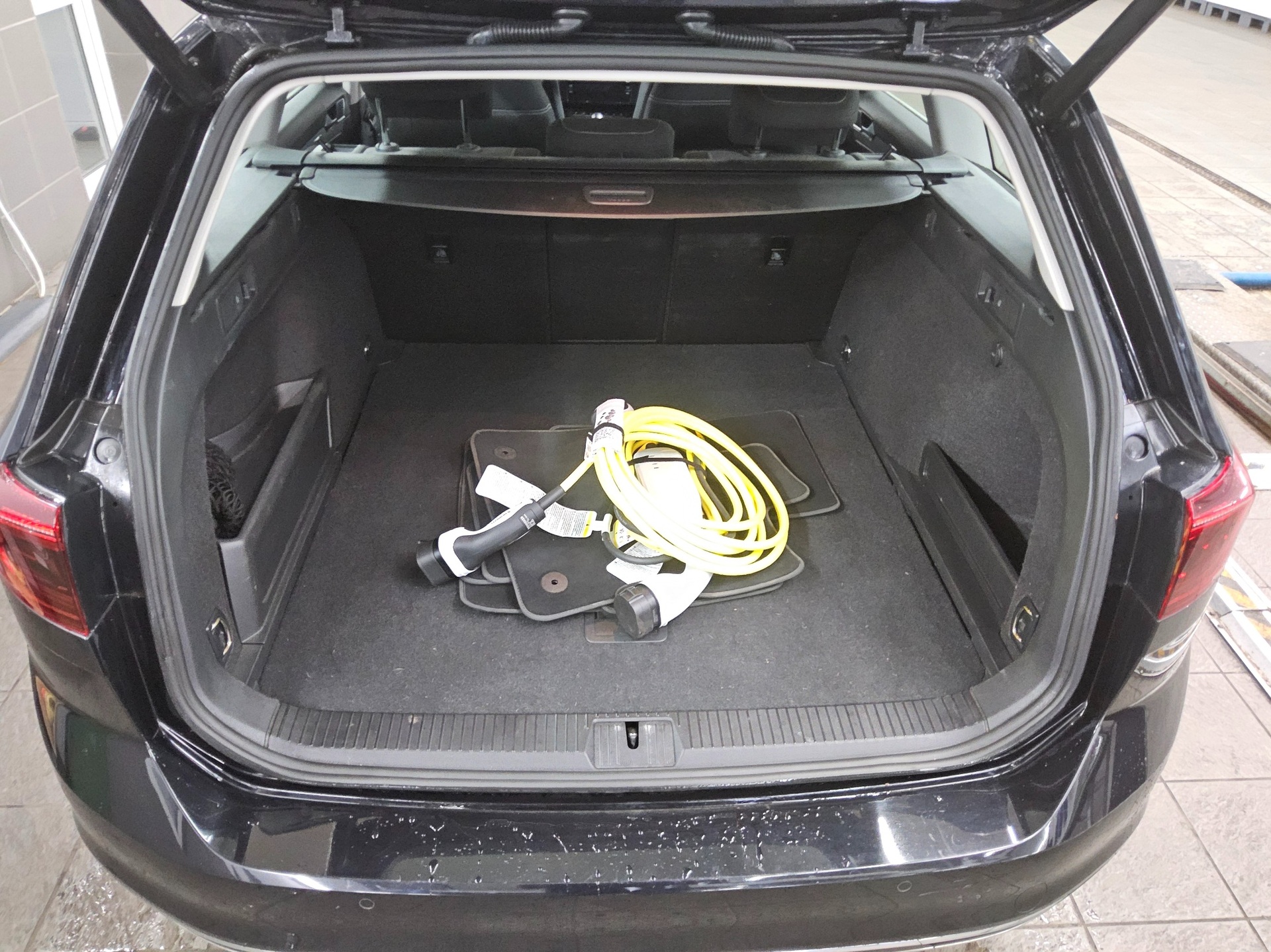 Volkswagen Passat Var. GTE 1.4 TSI Navi Matrix-LED RFK ACC 11