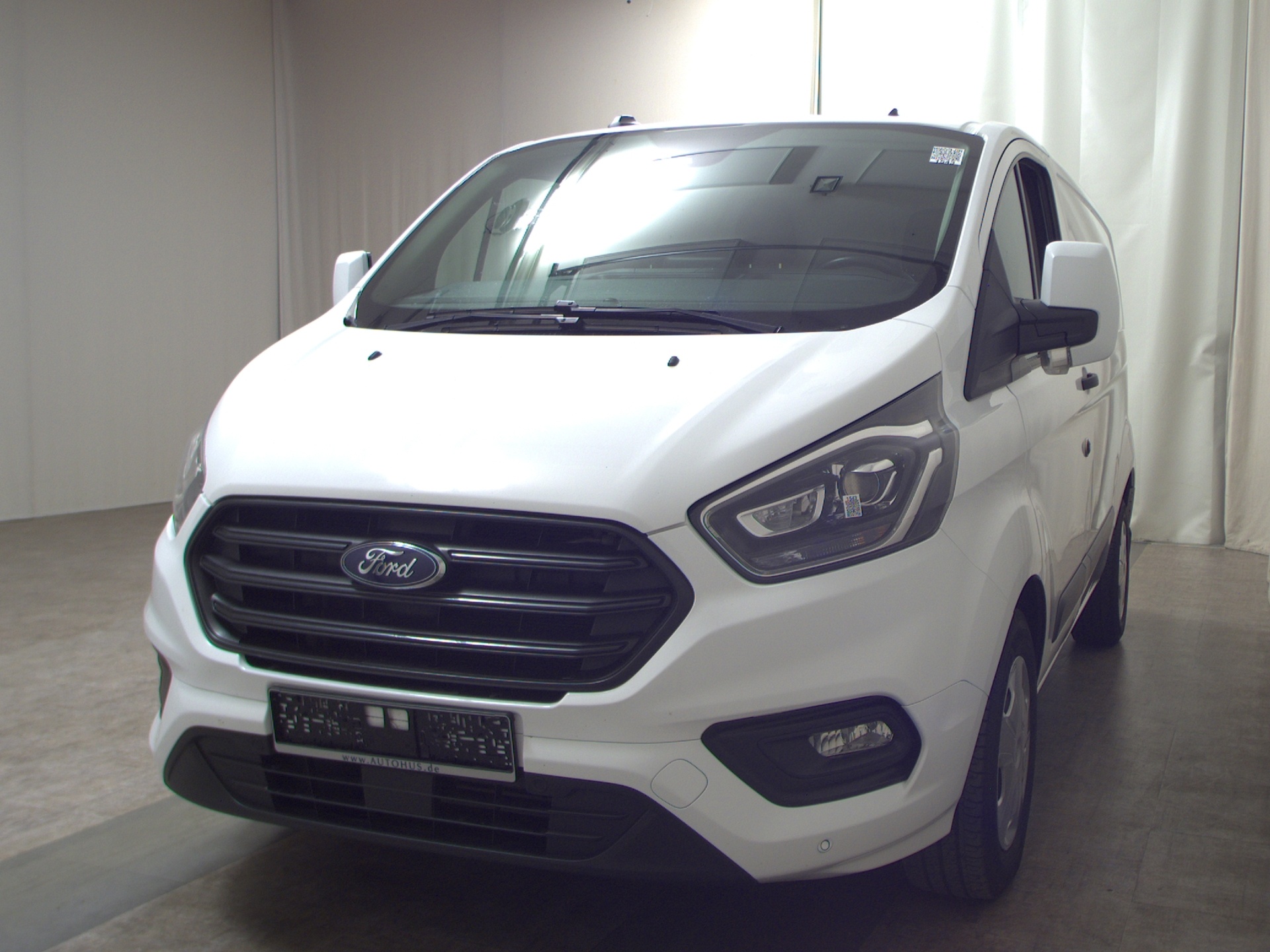 Ford Transit Custom 2.0 TDCi Trend Regale NAVI STHZG 2