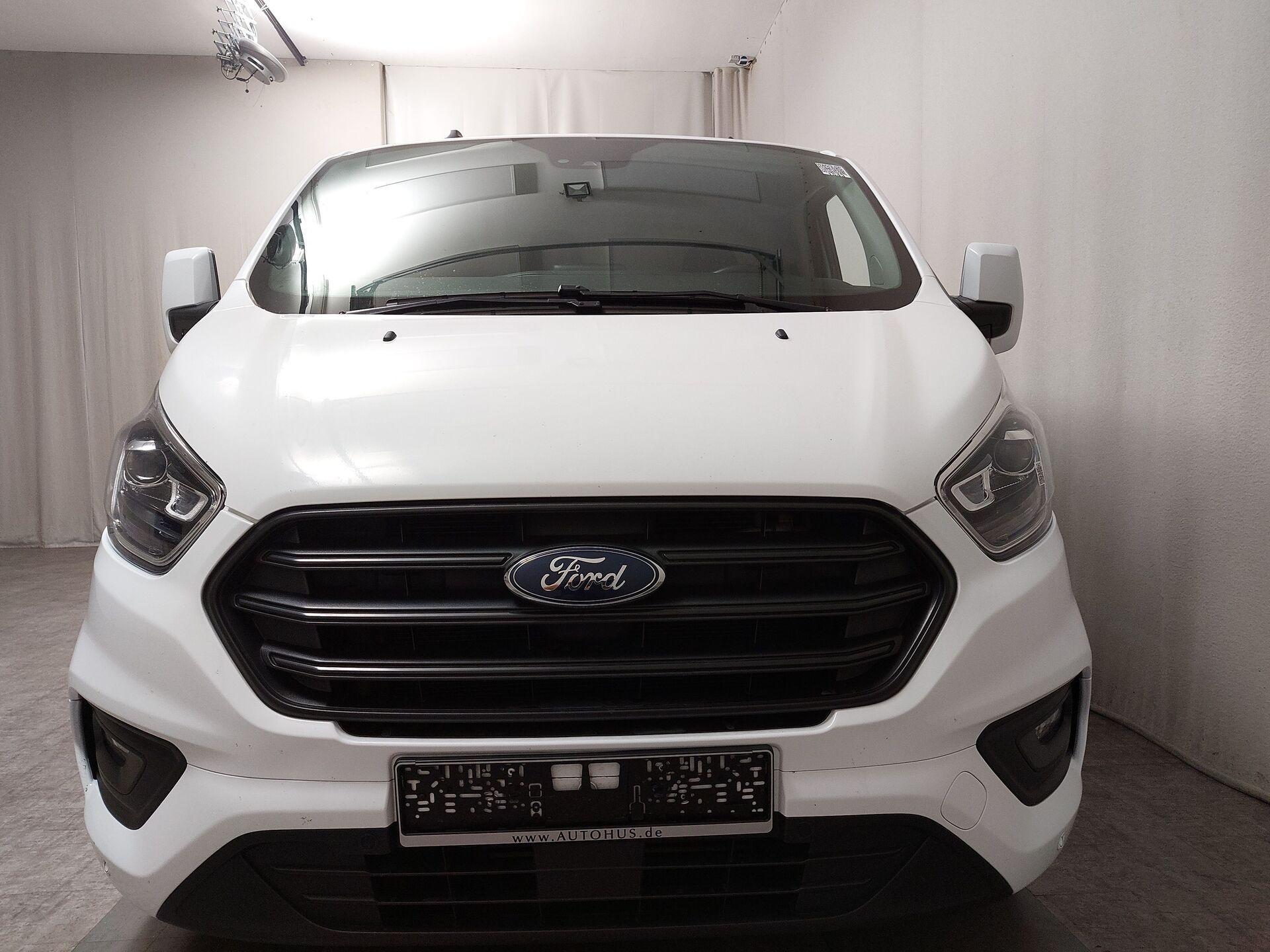 Ford Transit Custom 2.0 TDCi Trend Regale NAVI STHZG 5