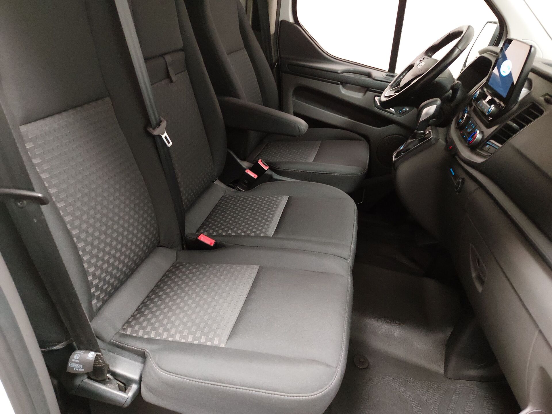Ford Transit Custom 2.0 TDCi Trend Regale NAVI STHZG 15