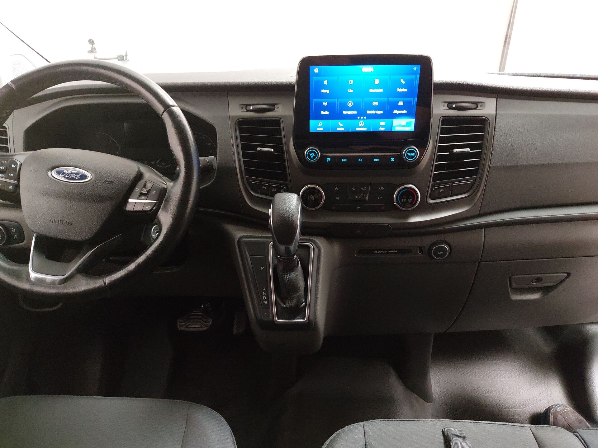 Ford Transit Custom 2.0 TDCi Trend Regale NAVI STHZG 16
