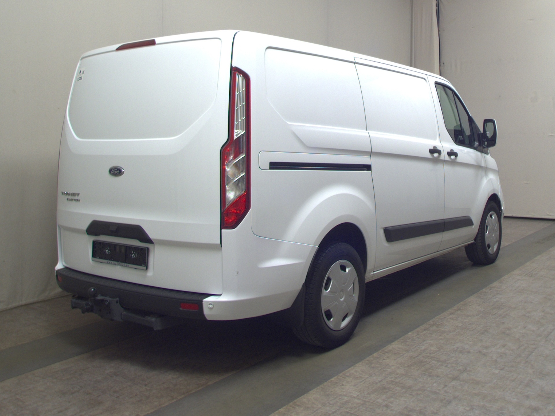 Ford Transit Custom 2.0 TDCi Trend Regale NAVI STHZG 4