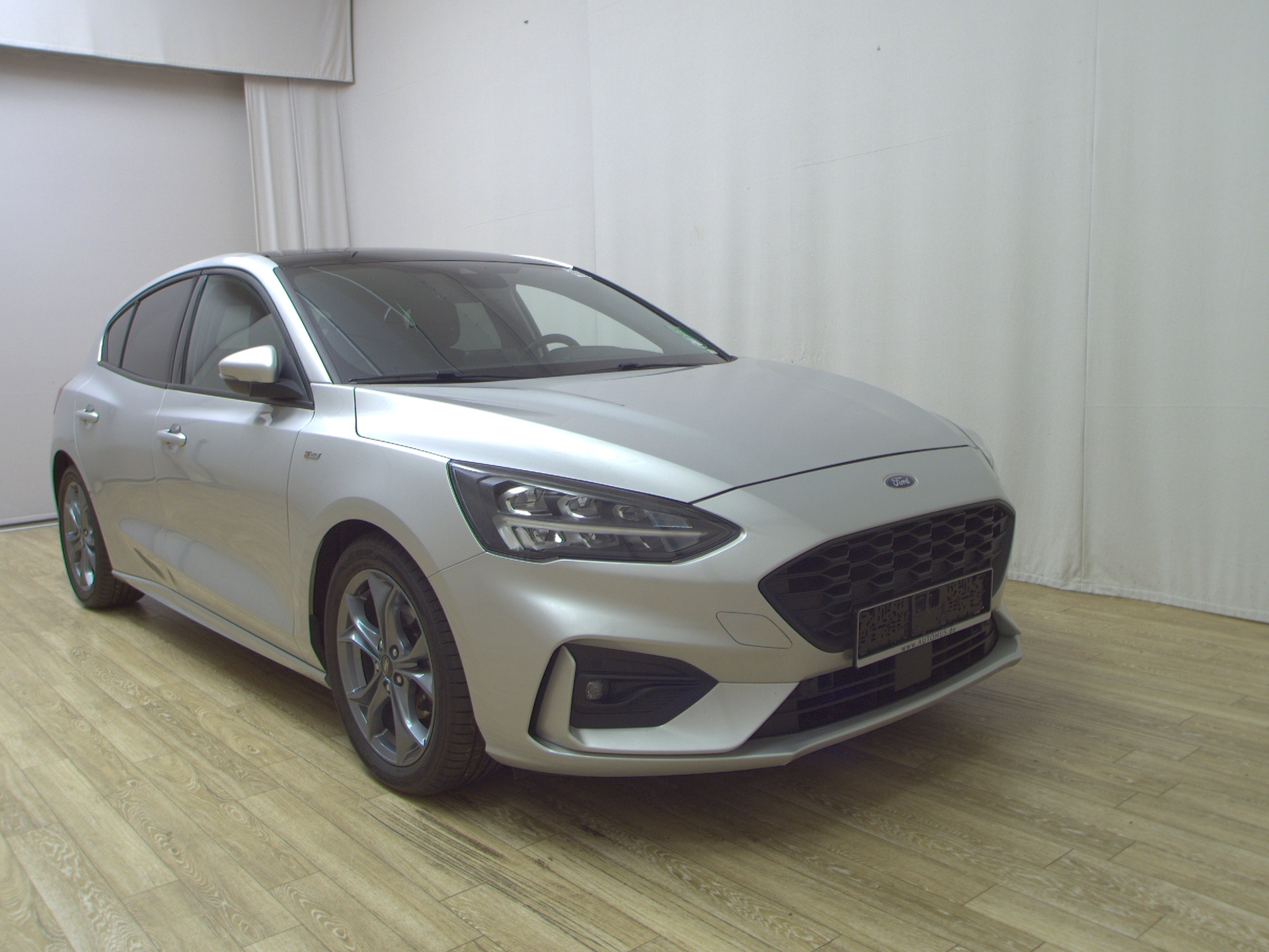 Ford Focus 1.5 EB ST-Line Navi LED Pano B&O RFK 3