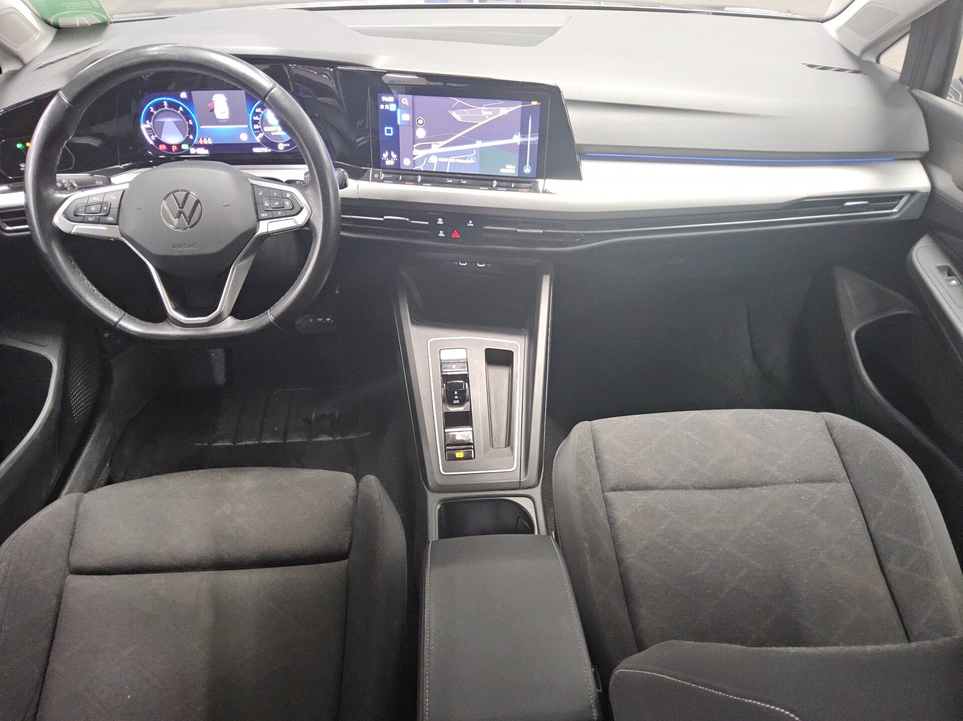 Volkswagen Golf-8 Var. 2.0 TDI Life Navi LED AID RFK 5