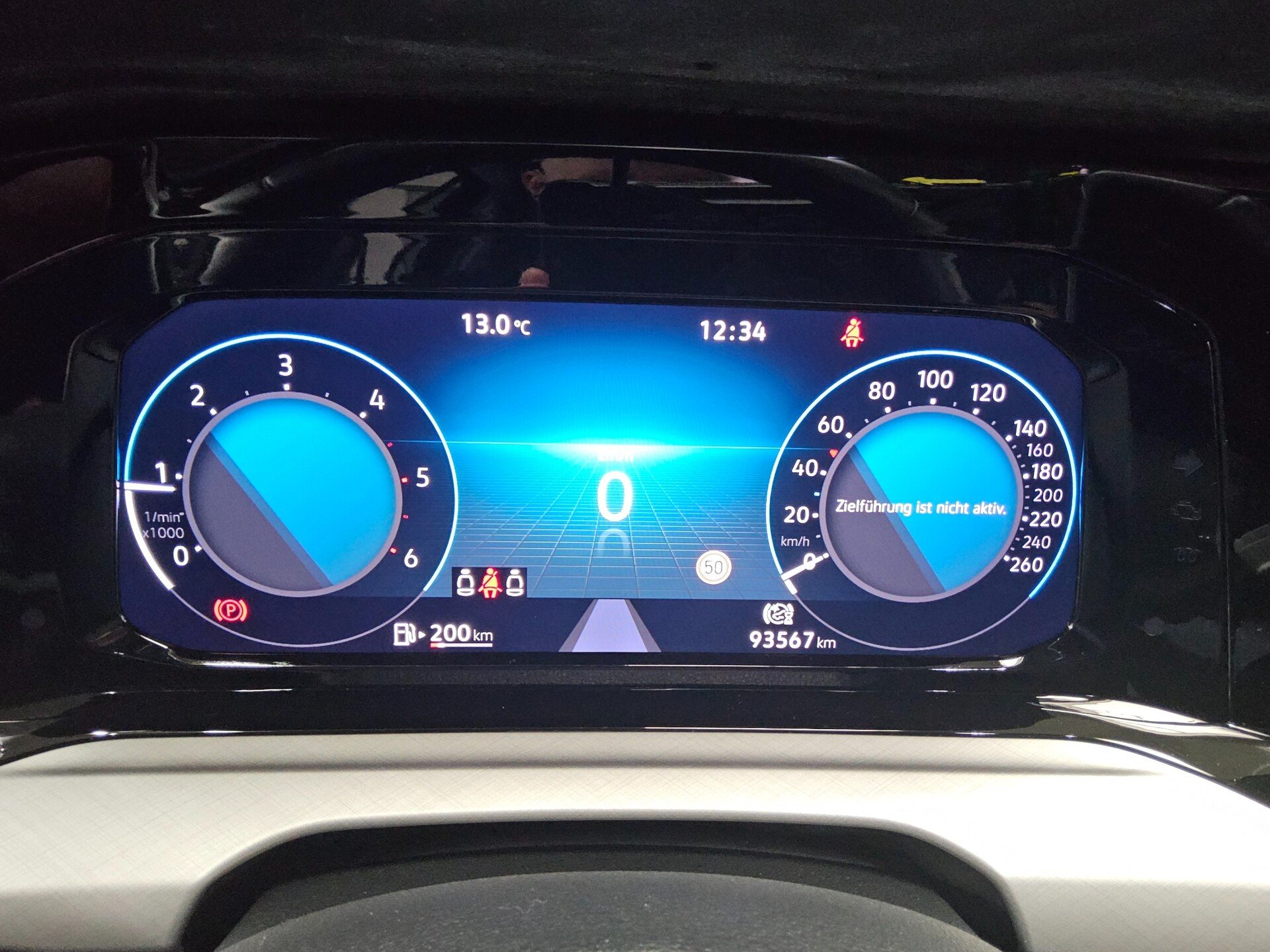 Volkswagen Golf-8 Var. 2.0 TDI Life Navi LED DC ACC PDC Shz 8
