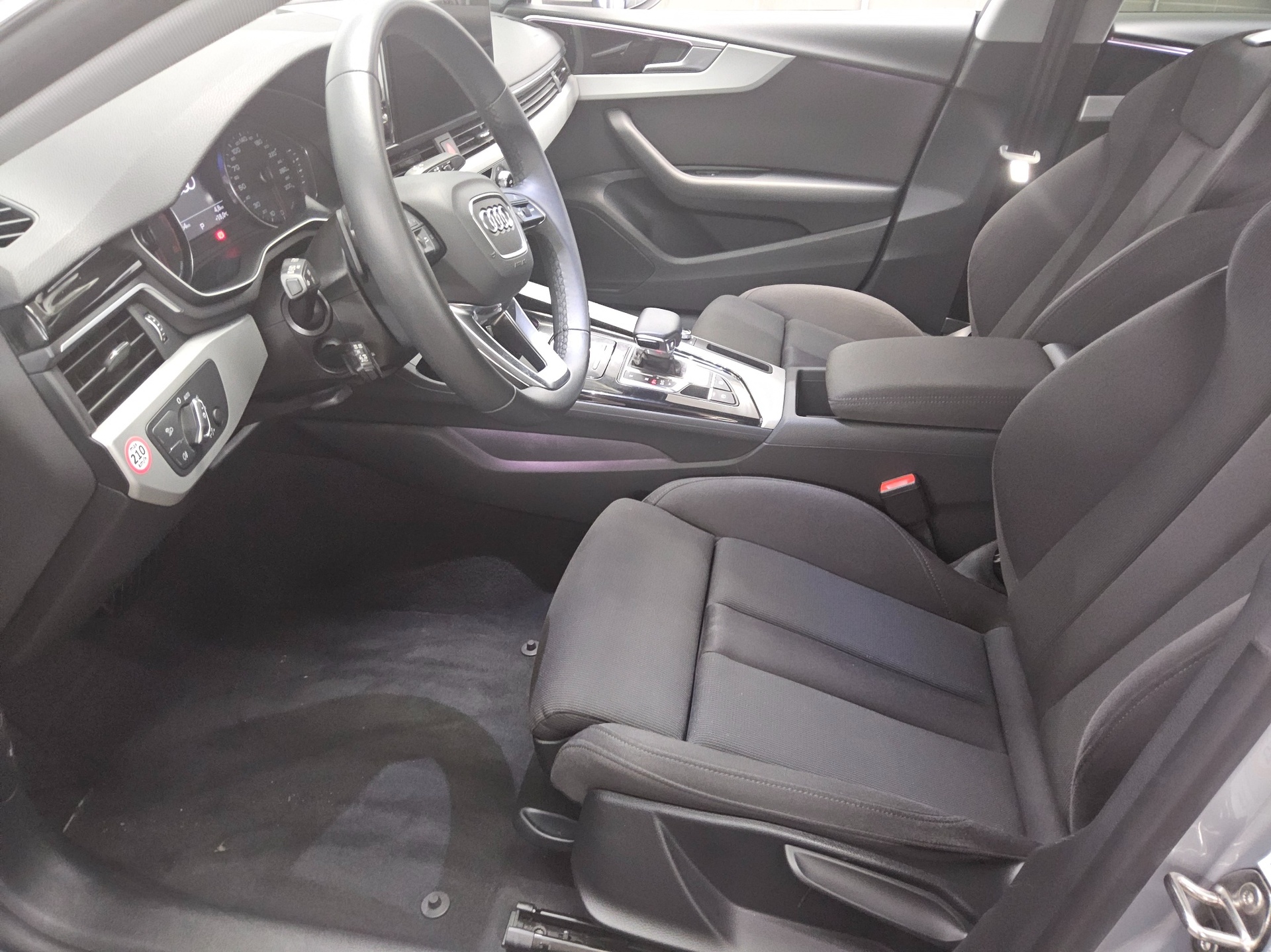 Audi A5 Sportback 40 TFSI Navi LED Kamera ACC Sports. 8