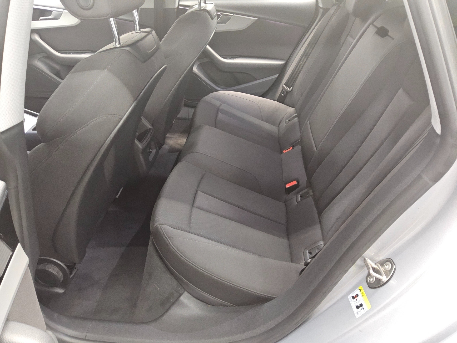 Audi A5 Sportback 40 TFSI Navi LED Kamera ACC Sports. 12