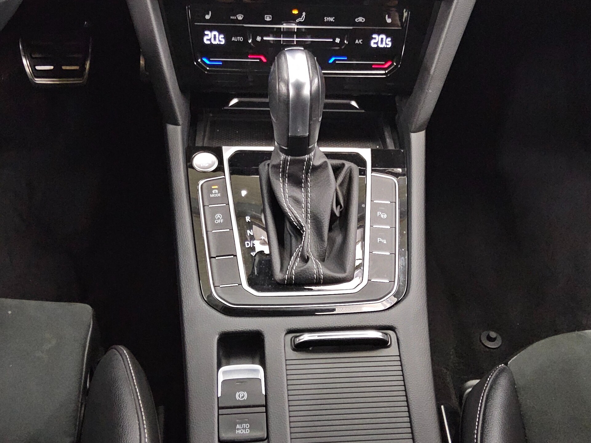 Volkswagen Arteon 2.0 TSI R-Line Navi LED ACC HuD H-K AHK 6