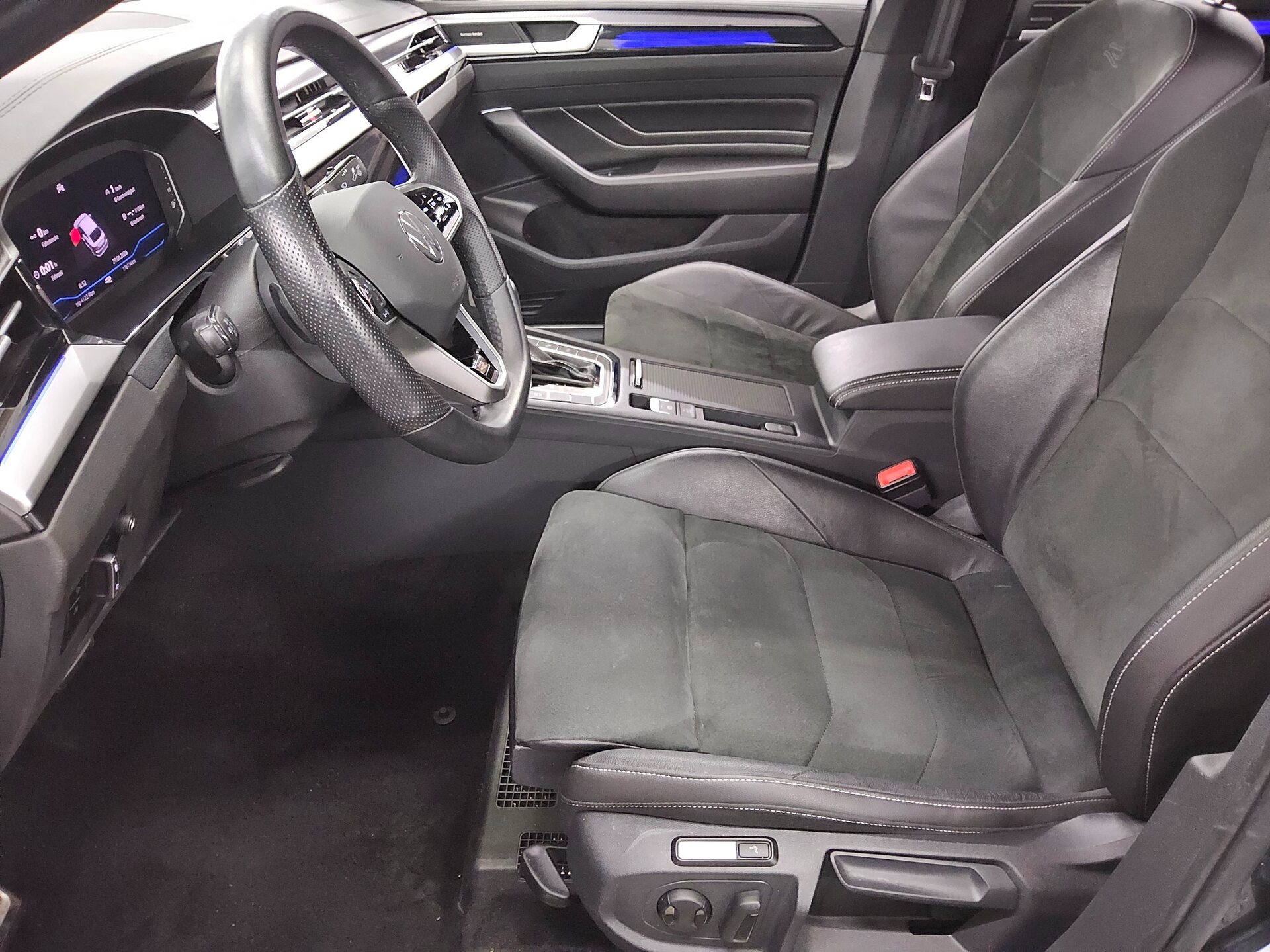 Volkswagen Arteon 2.0 TSI R-Line Navi LED ACC HuD H-K AHK 9