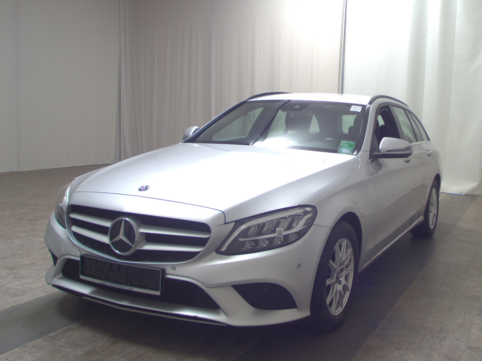 Mercedes-Benz C 200 T d Leder Navi LED RfK AHK Shz Distronic+ 2